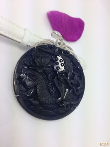 现代精品老坑墨翠连年有余大牌子挂件吊坠 图片鉴赏与市场价格分析