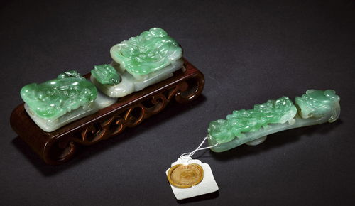 翡翠戒指中的环状珠宝颗粒 材质、工艺与设计解析